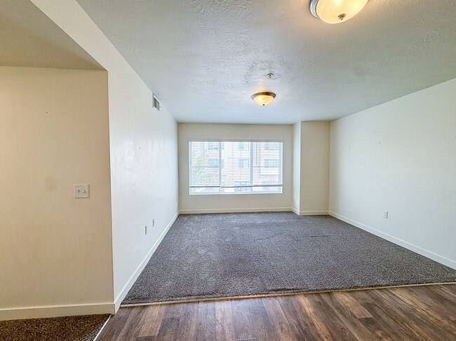Building Photo - 531 S 850 E