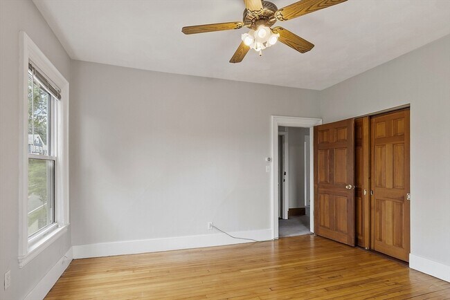 Building Photo - 93 Upham St