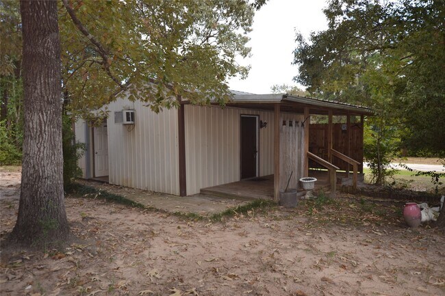 Primary Photo - 253 Old Groveton Rd