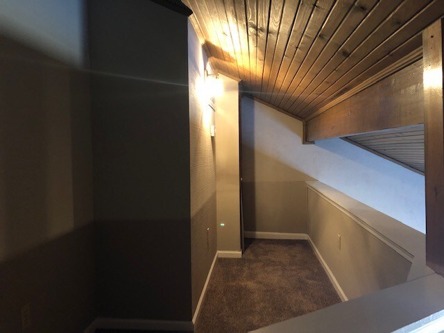 Building Photo - 2519 Forest Home Rd