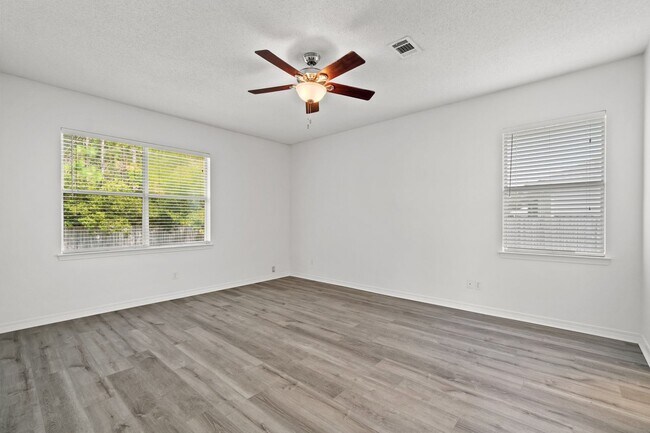 Building Photo - 47 White Heron Dr