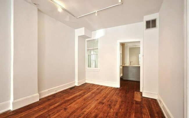 Building Photo - Coming Soon! Beautiful 3 Bedroom, 1 Bath C...