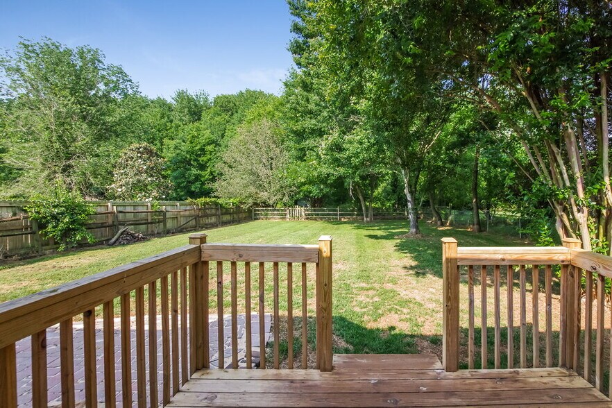Building Photo - 6007 Brick Landing Dr