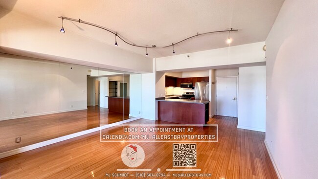 Building Photo - Contemporary condo on the 10th floor inclu...
