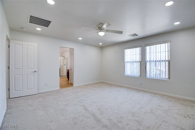 Building Photo - 2613 Romarin Terrace