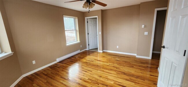 Building Photo - 448 Old Mountain Rd