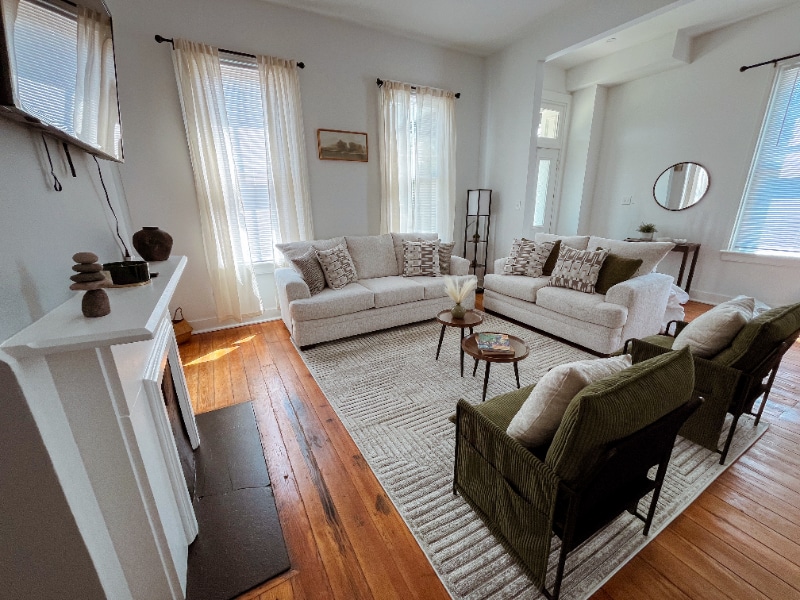 Building Photo - 311 Hinton St