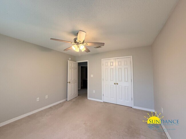 Building Photo - Charming 4-Bedroom Home in Hampton Ridge Estates of Navarre!