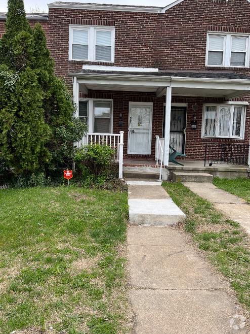 Building Photo - 507 E Cold Spring Ln