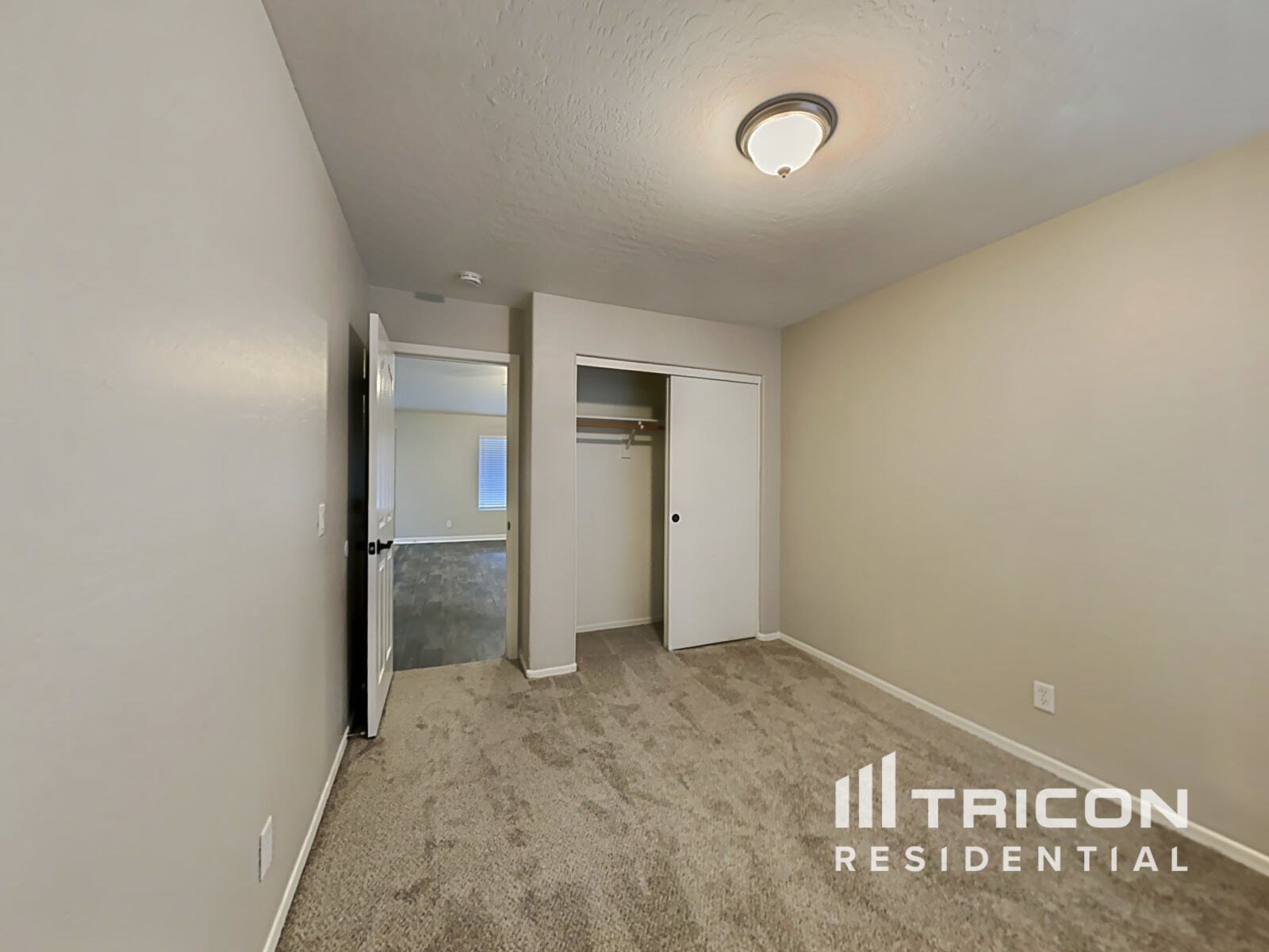 Building Photo - 4314 S Emery St