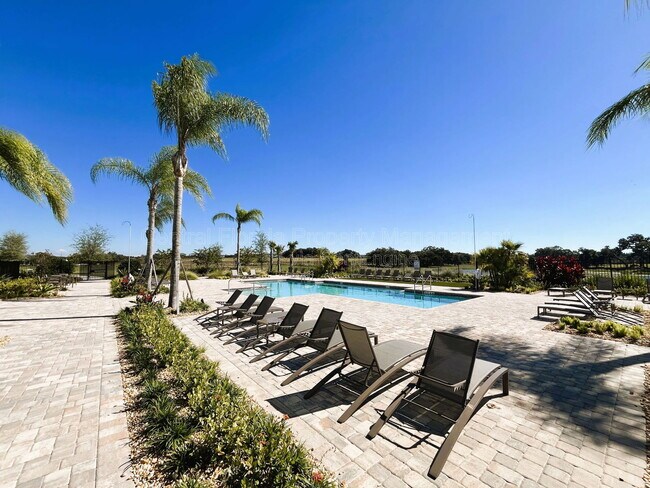 Building Photo - 2080 Rider Rain Ln