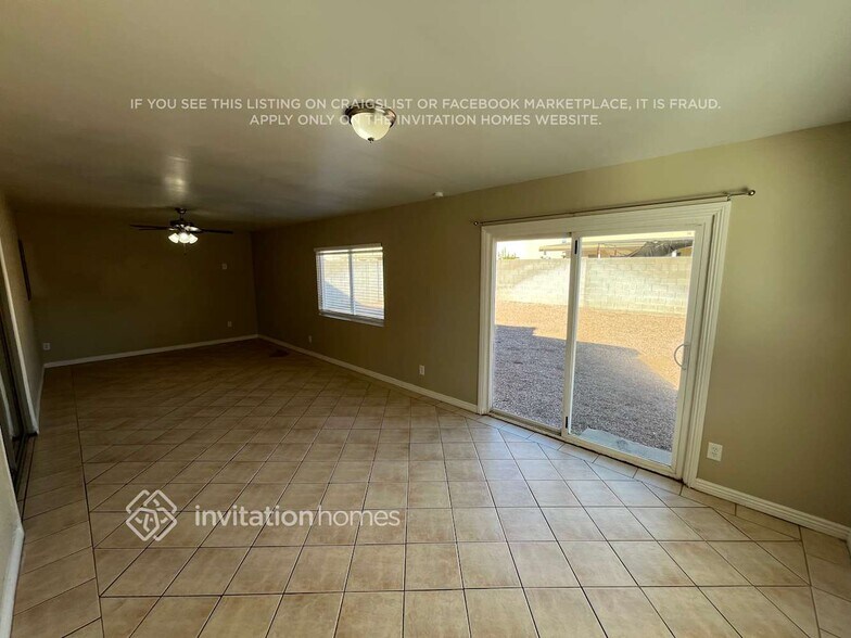 Building Photo - 12302 W Dreyfus Dr