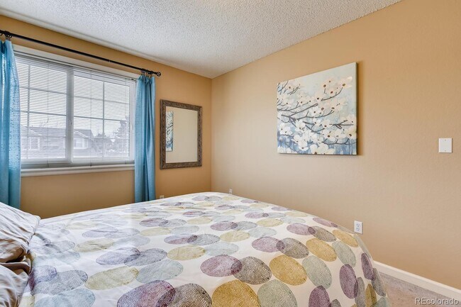 Building Photo - 5BR home in Cherry Creek Schools!