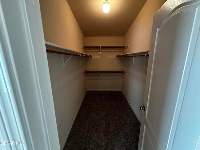 Building Photo - 14140 Meteor Rock Pl