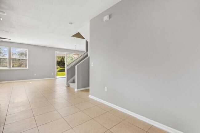 Building Photo - 12677 Pine Marsh Way