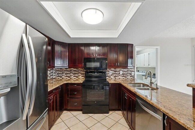 Building Photo - 7925 Tumblestone Dr