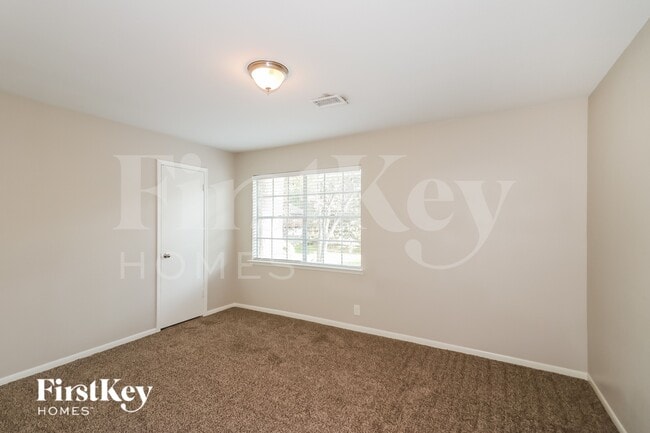 Building Photo - 10530 Jaycreek Dr