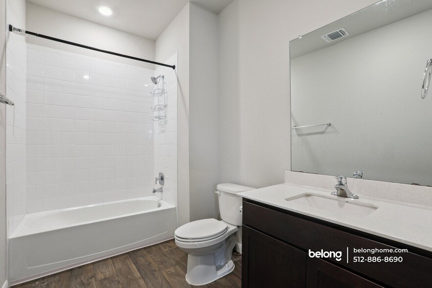 Building Photo - 2920 Maryanne Ln