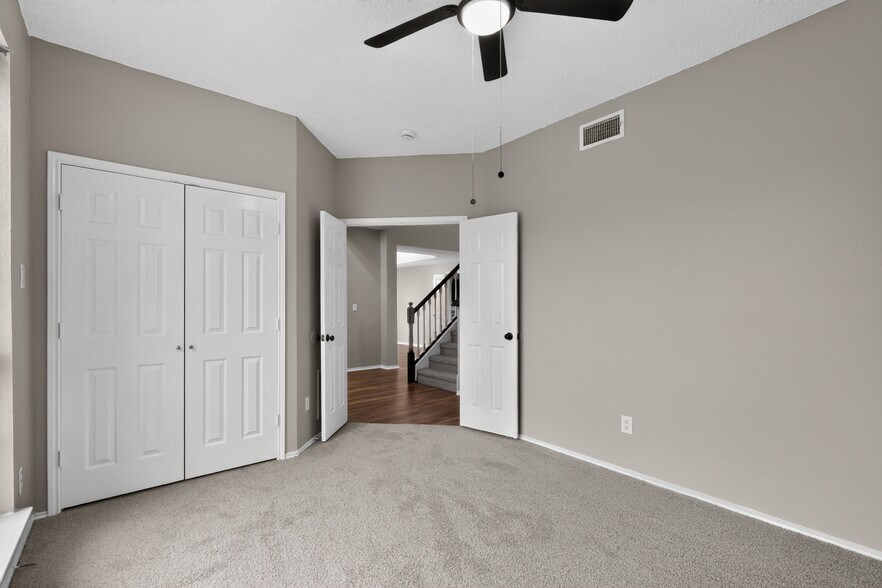 Building Photo - 1624 Ariel Dr