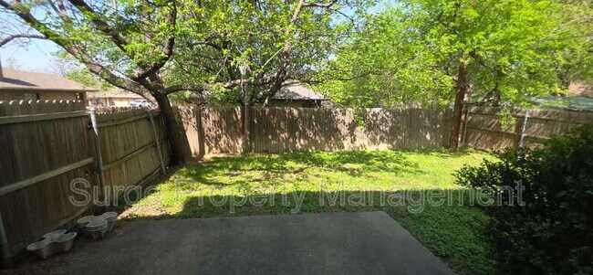 Building Photo - 9108 Lanham St