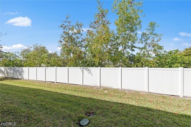 Building Photo - 3768 Tilbor Circle