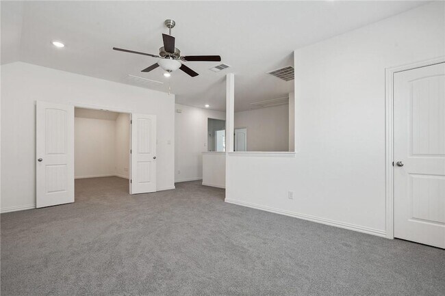 Building Photo - 613 Silent Crk Cv