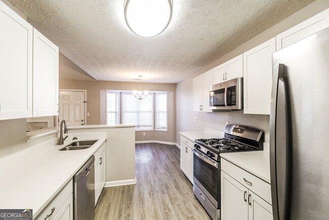 Building Photo - 1376 Trafalgar Way
