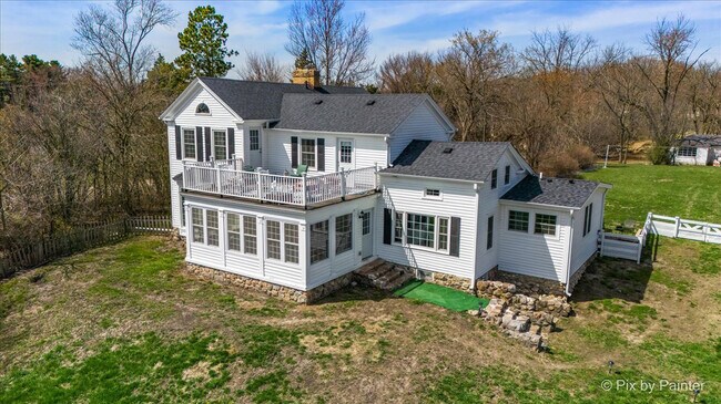Building Photo - 708 S Rose Farm Rd