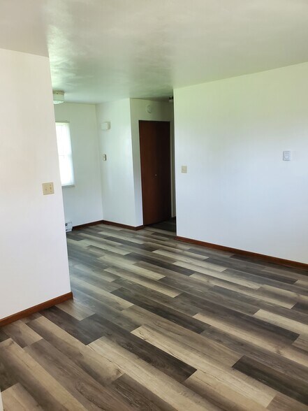 Dining - 172 North St