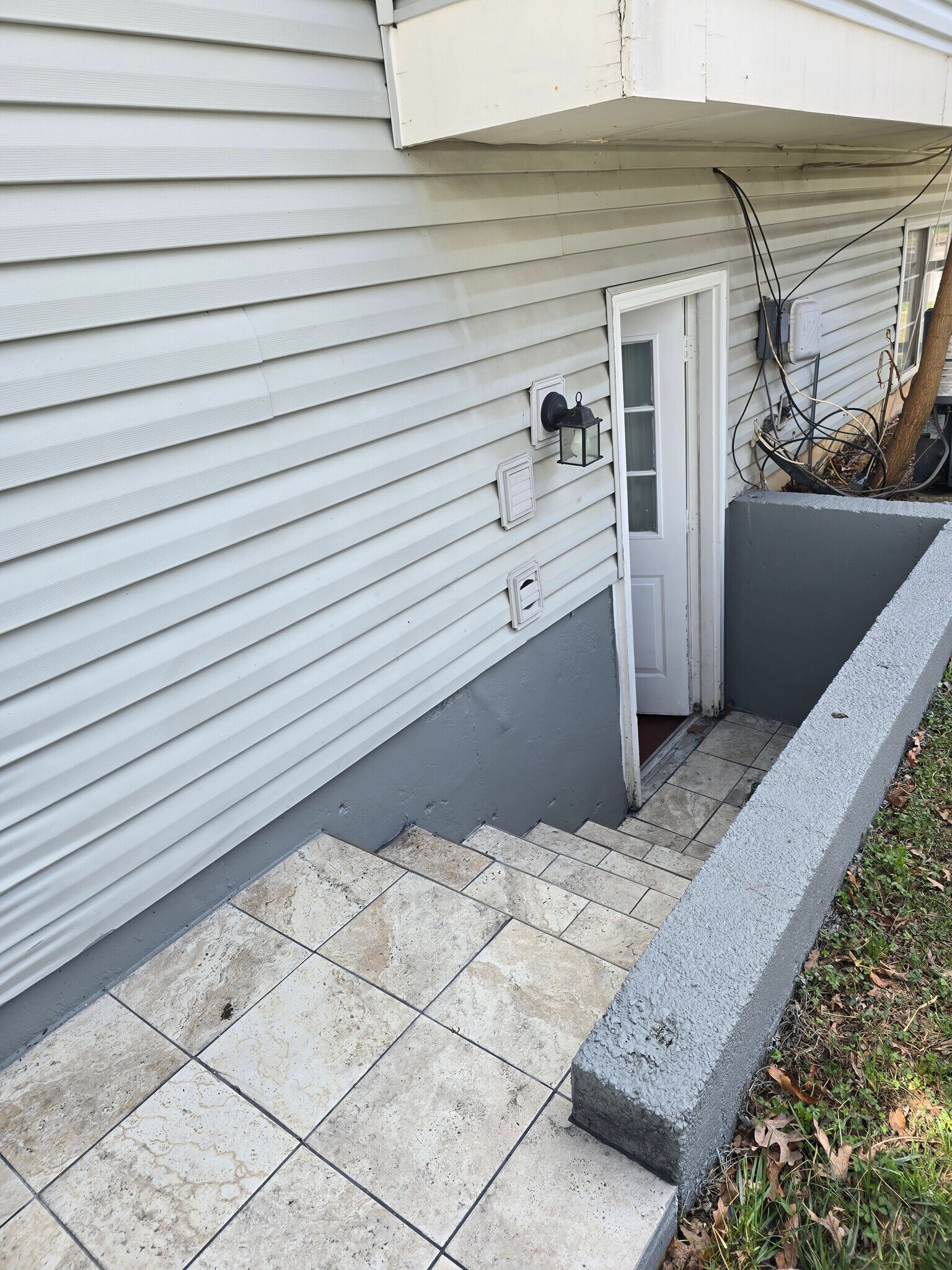 Building Photo - 8604 Briarwood Ct