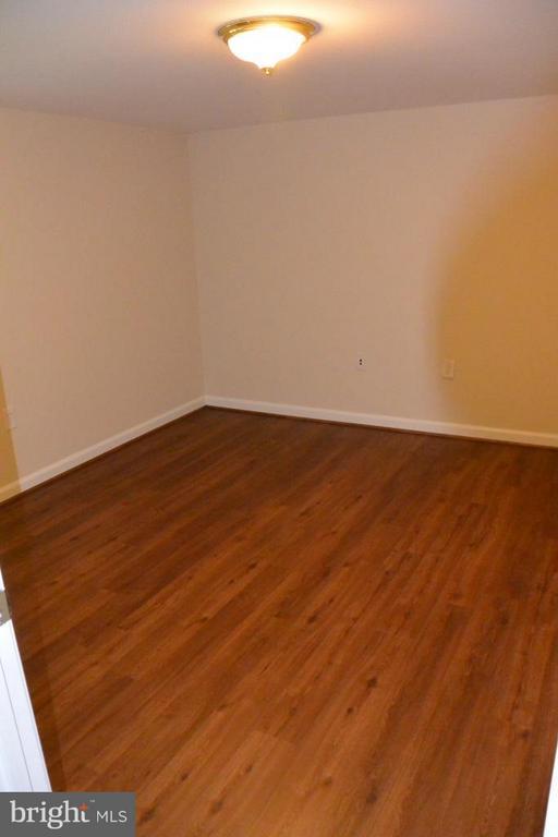 Building Photo - 3720 Terrace Dr