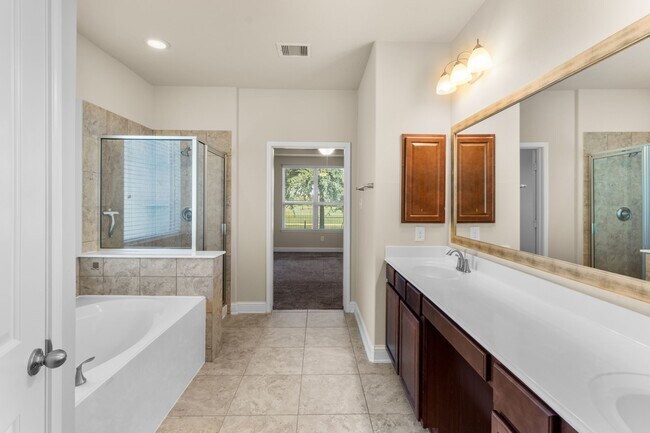 Building Photo - 20907 Sedgefield Meadows Ct