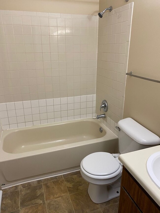 Building Photo - COMING SOON! 1 Bedroom Apartment in Butler!!!