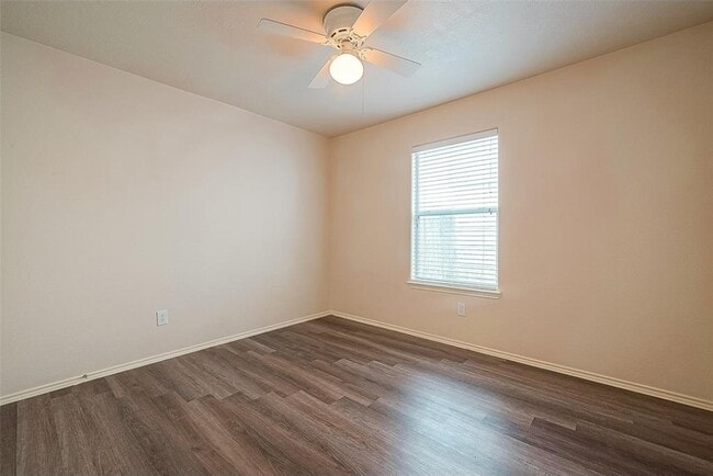 Building Photo - 1123 Desert Palms Ln
