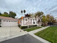 Building Photo - 424 Endberg Dr