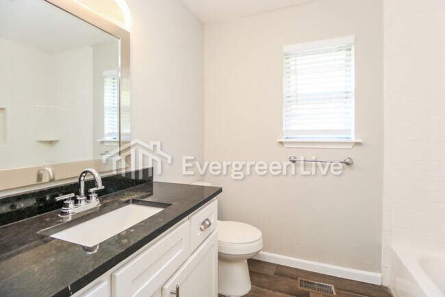 Building Photo - 13341 NW 84th St