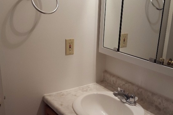 Bathroom Vanity, Tiled - 20 Grandview Ave