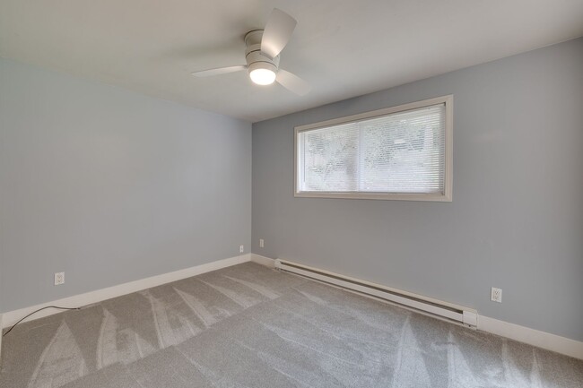 Building Photo - North Edmonds Rental Available Now!