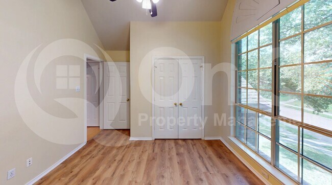 Building Photo - 3805 Stockport Dr