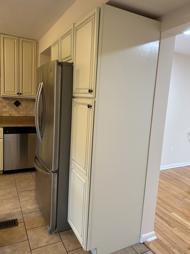 Building Photo - 18 Monhegan Ct