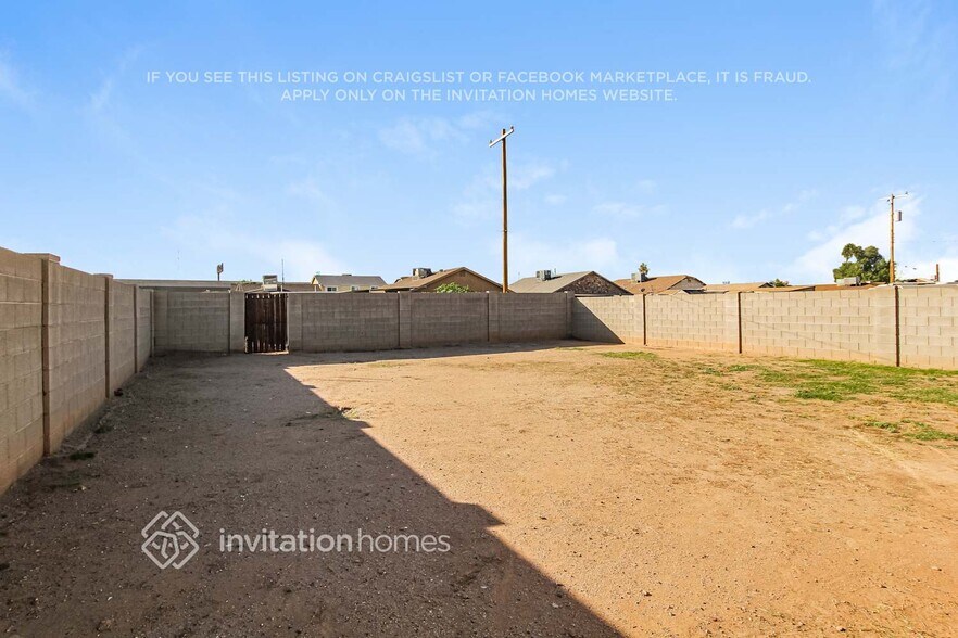 Building Photo - 1309 W Mohave St