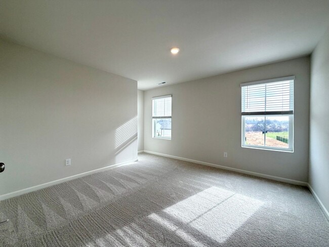 Building Photo - 919 Moray Ln