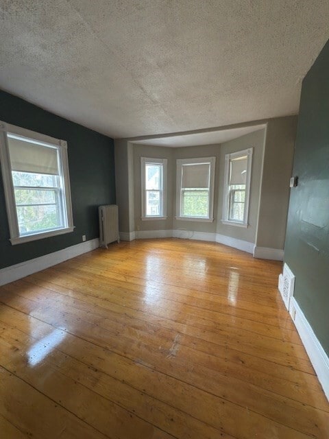 Building Photo - 137 Lynde St