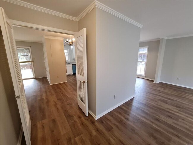 Building Photo - 4 Bed 2 Bath in 36111 zip code