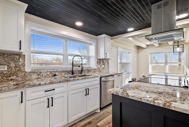 Building Photo - 400 Timber Wild Dr