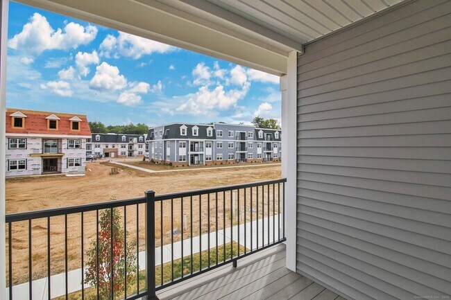 Building Photo - 280 Salmon Brook St
