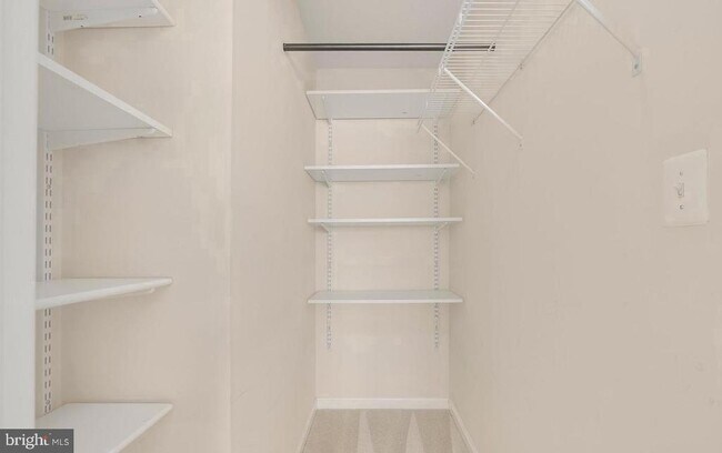 Building Photo - 20433 Alderleaf Terrace