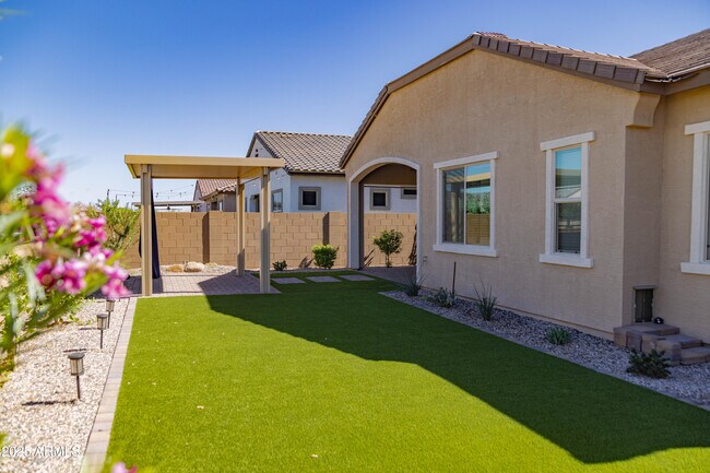 Building Photo - 4336 E Austin Dr