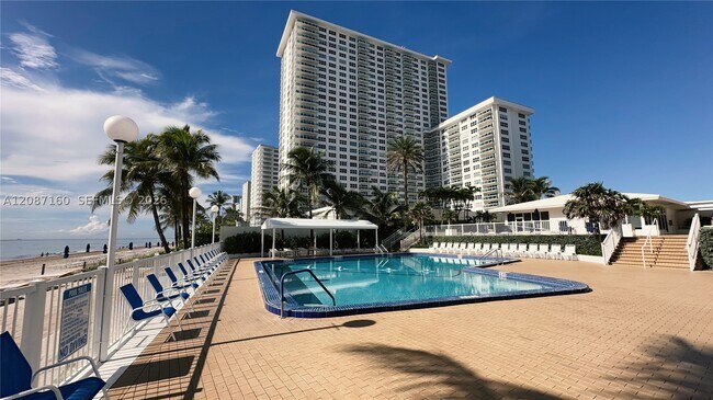 Building Photo - 4010 Galt Ocean Dr