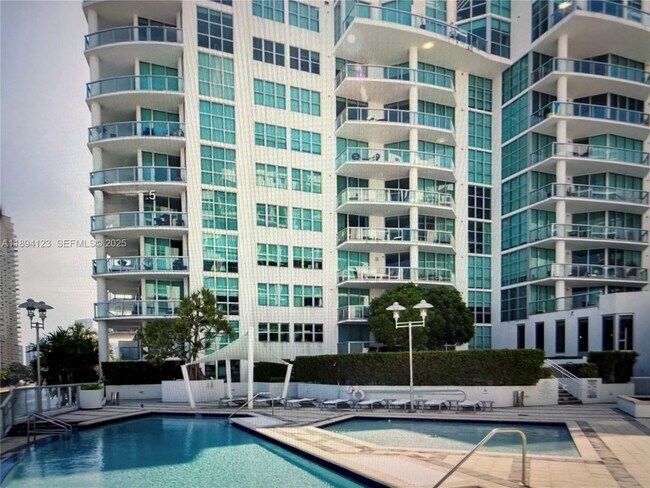 Building Photo - 3131 NE 188th St